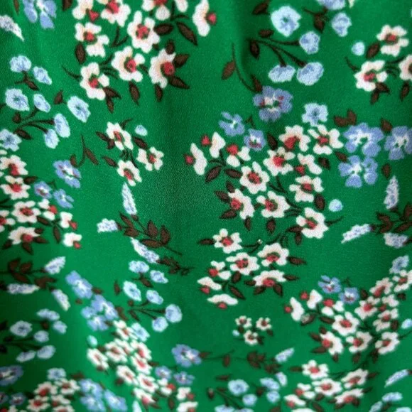 LOFT Floral Mixed Media Top with Flutter Cap Sleeves - Picture 2 of 4